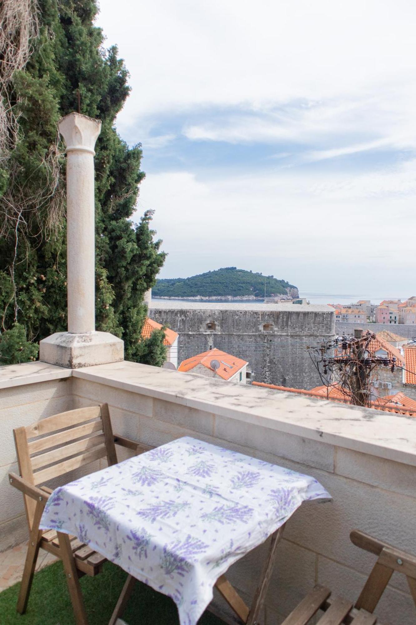 Love Dubrovnik Hostel *